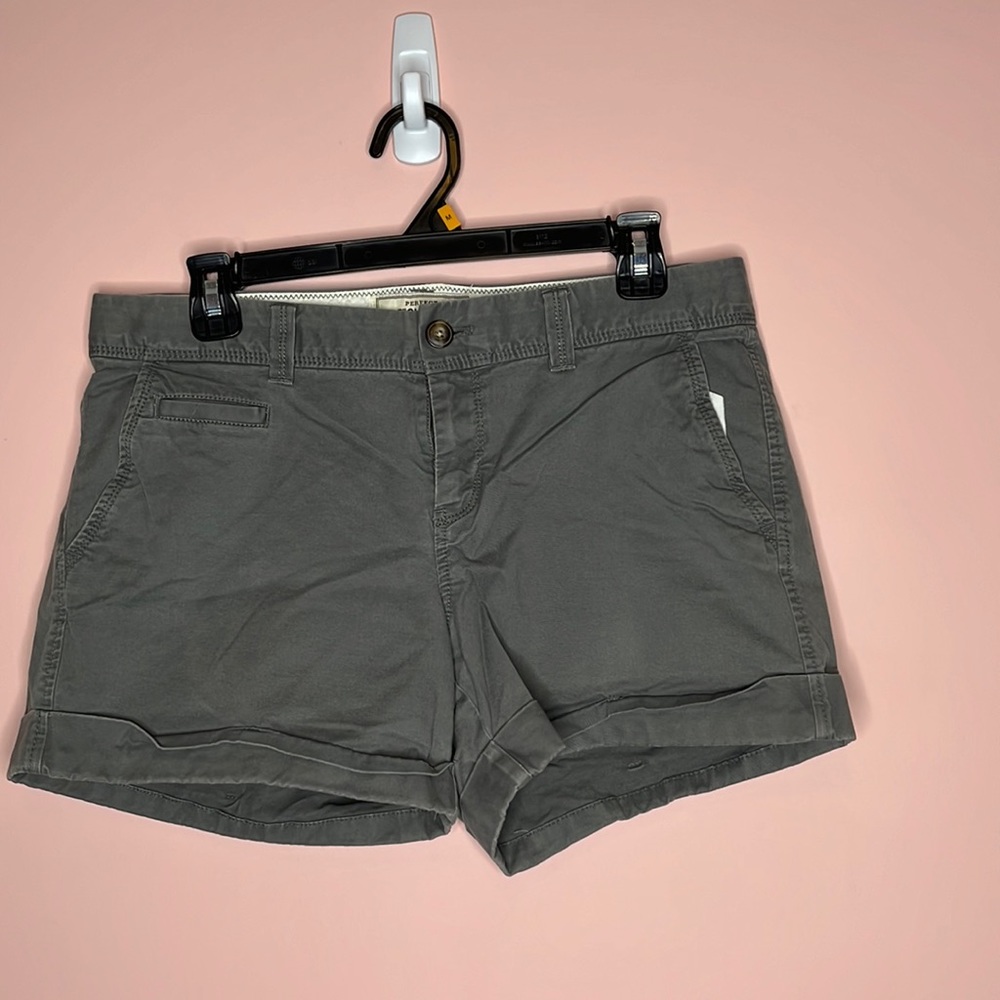 Old Navy Gray Khaki Shorts